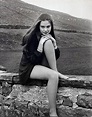 Beautiful Photo Shoot of Teenage Lynne Frederick on the Set of ‘No ...