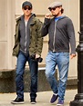 Leonardo DiCaprio and Edward Norton hang out in identical outfits ...