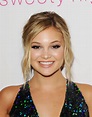 Olivia Holt at ‘The Standoff’ Premiere in Los Angeles, September 8 ...