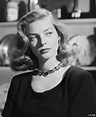 Beautiful Portraits of a Young and Stunning Lauren Bacall in the 1940s ...