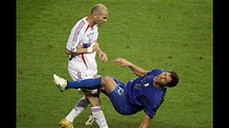 Cabezazo de Zidane - YouTube
