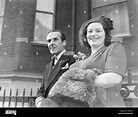 Hattie jacques and john Black and White Stock Photos & Images - Alamy