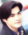 郭富城证件照上的照片好清秀，更惊艳的是年轻时的张卫健和周星驰