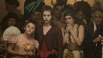 Crítica de la película El baile de las locas (Amazon Prime Video)