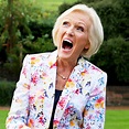 Mary Berry / Mary Berry, Great British Bake Off: Teach Children To Cook ...