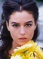 Stunning photos of young Monica Bellucci in the 1980s - Movie News