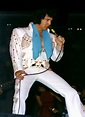 ELVIS LIVE ON STAGE IN 1973 | Elvis presley photos, Elvis presley ...