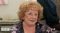 Frances Cuka: Friday Night Dinner star dies aged 83 - BBC News