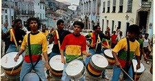 As vozes negras nas musicas: Samba Reggae(axé music)