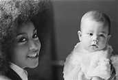 Lovely Pics of Marsha Hunt and Her Daughter Karis by Jack Kay in 1971 ...