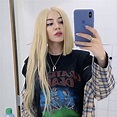 Ava Max Natural Hair : AVA MAX on Instagram: "Nature shoot 🍃" in 2020 ...