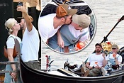 Katy Perry & Orlando Bloom lock lips in romantic moment while on Venice ...
