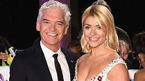 First look of Holly Willoughby and Phillip Schofield on Dancing on Ice ...