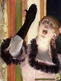 Cantante con guante | artehistoria.com