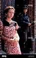 Joanne (Noley Thornton), Kessel (Malcolm McDowell) *** lokalen Caption ...
