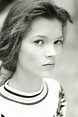 Kate Moss at age 17, 1993 : r/OldSchoolCelebs