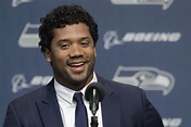 Russell Wilson looking at next decade after new deal with Seahawks ...