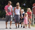 Home And Away's Bec Hewitt returns to pier with husband Lleyton and ...