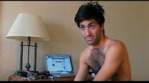 Nev Schulman. He's cute. Chest hair and all!! | Good looking men, Nev ...