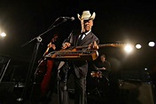 Junior Brown was the very definition of cool this weekend | I Heart ...