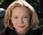 Debra Jo Rupp Biography - Facts, Childhood, Family Life & Achievements ...