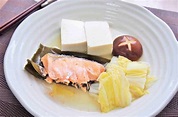 鮭と豆腐のちり蒸しの作り方 | 管理栄養士が解説