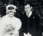 Ernest Hemingway with his 1st wife Hadley Richardson. Married on ...