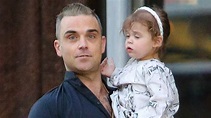 Stolzer Daddy: Robbie Williams ist bereit für Baby Nr. 3! | Promiflash.de