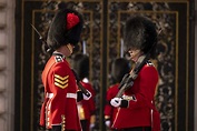 Buckingham Palace sees first new changing of the guard for King Charles ...