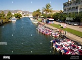 Kanal, Empuriabrava, Costa Brava, Katalonien, Spanien Stockfotografie ...