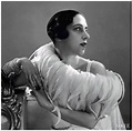 Elsa Schiaparelli, fez a moda e a arte sempre caminharem juntas para ...