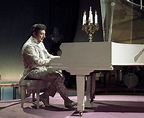 Liberace Examined, as a Piano Player - The New York Times