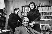 News Photo : Author and Poet Cecil Day Lewis with his wife,... Day ...