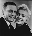File:Laurence Olivier and Marilyn Monroe Prince and the Showgirl 1957 ...