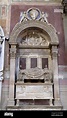Tombe de Leonardo Bruni humaniste italien, historien et homme d1370 ...