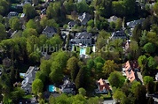 Luftbild Grünwald - Villa im Wohngebiet einer Einfamilienhaus- Siedlung ...