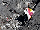 Germanwings Co-Pilot’s Personal Life Takes Centerstage in Probe - Bloomberg