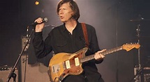 WATCH: Fender release In Conversation interview with Thurston Moore ...