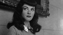 The Notorious Bettie Page | Bettie page, Iconic women, Vintage outfits