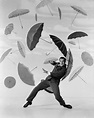 Gene Kelly - singin' in the rain promo | Gene kelly, Singing in the ...