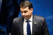 MP-RJ: Flávio Bolsonaro, líder de organização criminosa 63 vezes | VEJA