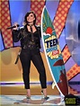 Demi Lovato Performs & Wins at Teen Choice Awards 2014! (Video): Photo ...