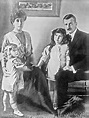 ca. 1912 Victoria Melita with her husband and two daughters | Grand ...