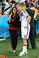 Toni Kroos y su novia Jessica Farber en la final del Mundial de Brasil ...