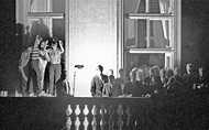 Genschers Balkonrede vor 30 Jahren: Prag feiert und erinnert
