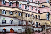 Los edificios de Hundertwasser: manifiestos construidos de una ...