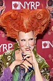 Bette Midler just brought everyone's favourite Hocus Pocus character to ...