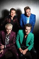 Duran Duran lança single “INVISIBLE” com performance no Billboard Music ...