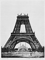 La Tour Eiffel en 1889 | Tour eiffel, Eiffel tower, Old photos