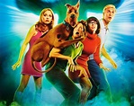James Gunn Bringing Scooby Doo Into The DC Universe? | GIANT FREAKIN ROBOT